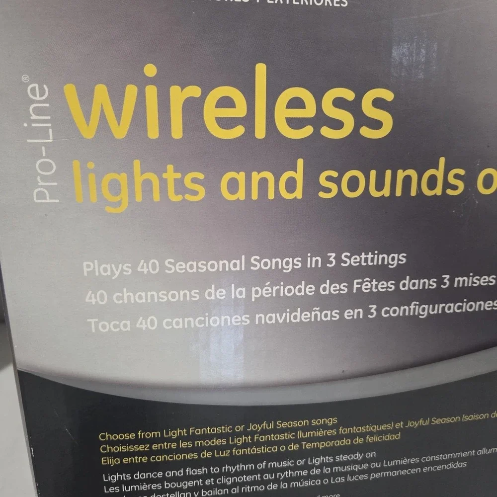GE Pro Line Wireless Lights & Sounds Of Christmas Transmitter 4 Receivers 2008